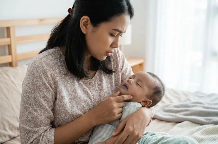 Bibir Bayi Biru: Jangan Panik, Ini yang Harus Ibu Lakukan
