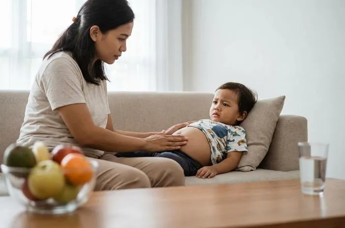 Perut Anak Kembung Keras? Jangan Panik, Ini Solusinya!