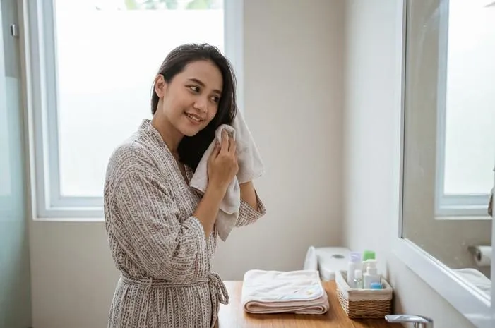 Mandi Setelah Melahirkan: Wajib, Biasa, Cara Aman