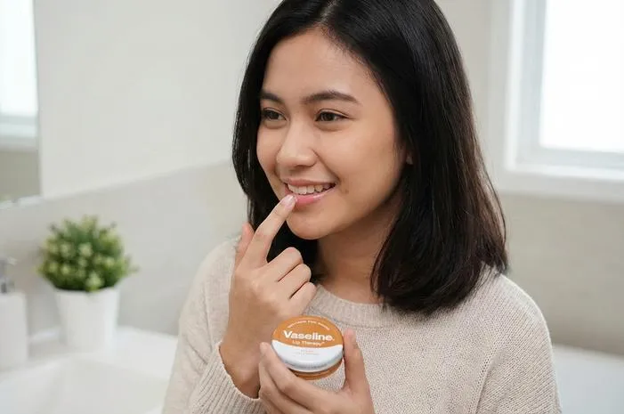 Vaseline untuk Bibir: Rahasia Lembap dan Sehat Alami