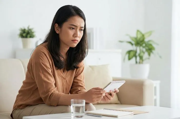 Kenapa 1 Minggu Setelah Haid Keluar Darah Lagi? Cek Ini!