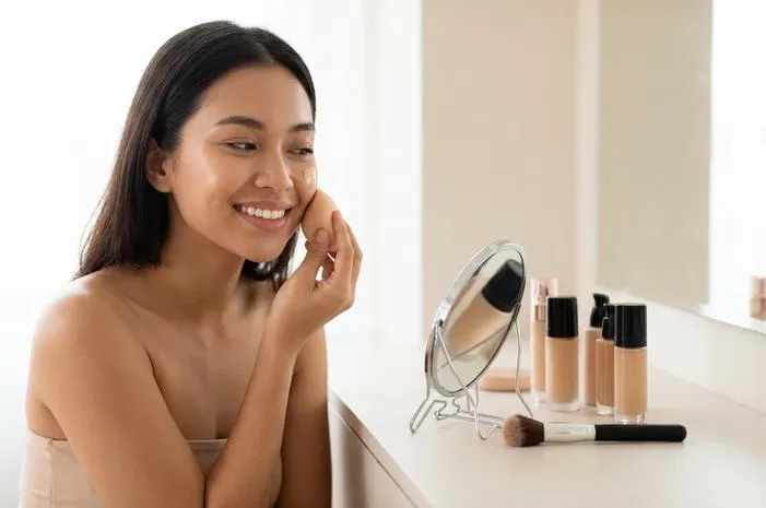 Foundation Terbaik 2025: Flawless Tahan Lama untuk Semua Kulit