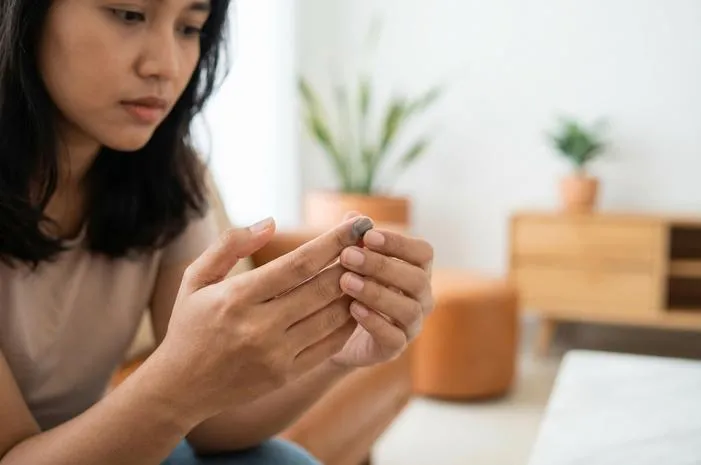 Kuku Hitam Kenapa? Ini Penyebab dan Solusinya!