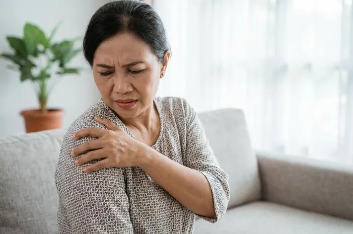 Redakan Nyeri Bahu Kiri: Pahami Penyebabnya Cepat