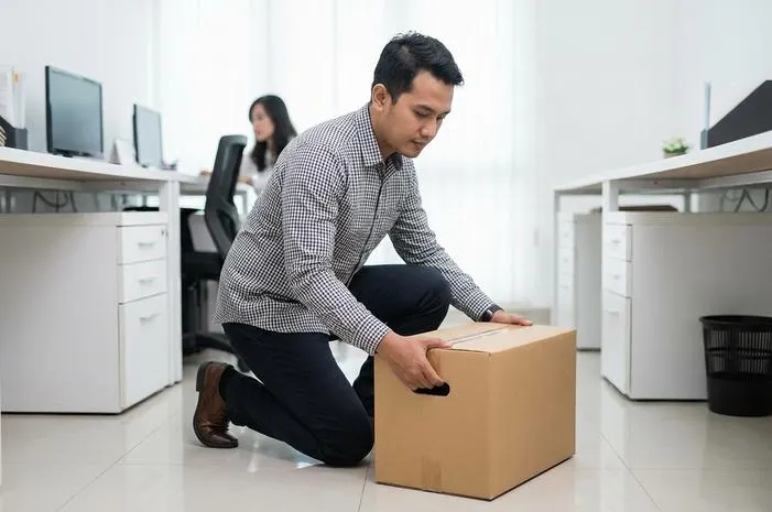Manual Handling: Kenali Risiko dan Cara Aman
