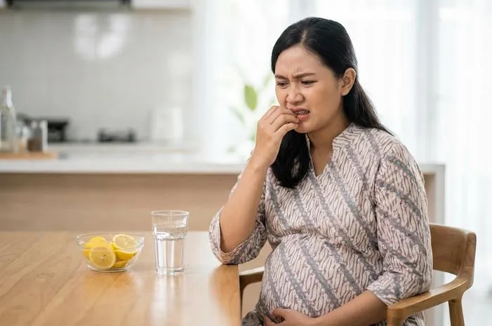 Mulut Pahit Saat Hamil? Yuk Intip Solusi Ampuhnya!