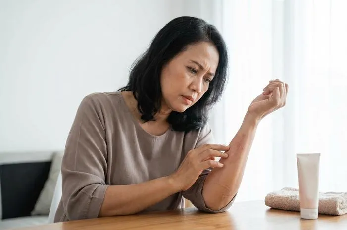 Jamur kulit tak kunjung sembuh? Atasi sampai tuntas.