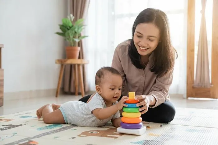 Stimulasi Bayi 6 Bulan: Cara Asyik Agar Tumbuh Cerdas
