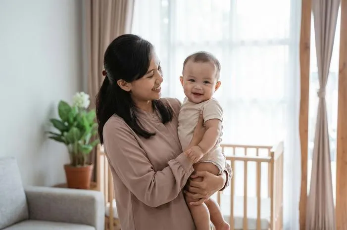 Kenaikan BB Bayi Tiap Bulan: Berapa ya Normalnya?