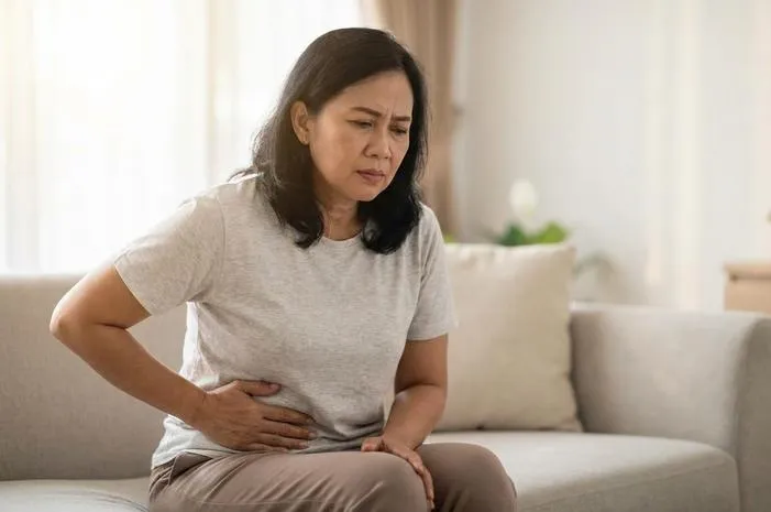 Benjolan di Perut Sebelah Kanan? Ini Lho Penyebabnya