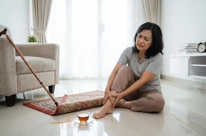 Kepleset Bikin Ngilu? Begini Penanganan Pertamanya.