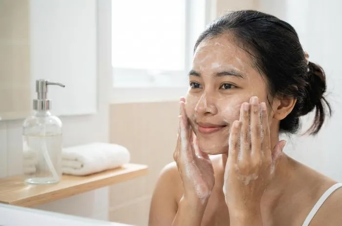 Pilih Sabun Cuci Muka yang Bagus Sesuai Jenis Kulitmu