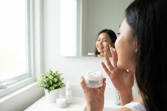 Rekomendasi Moisturizer Niacinamide Wajah Cerah Glowing