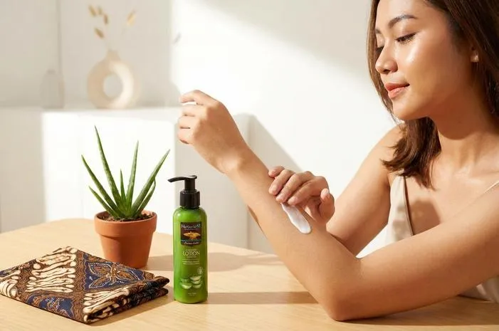 Body Lotion Herborist: Kulit Lembap Cerah, Tanpa Lengket