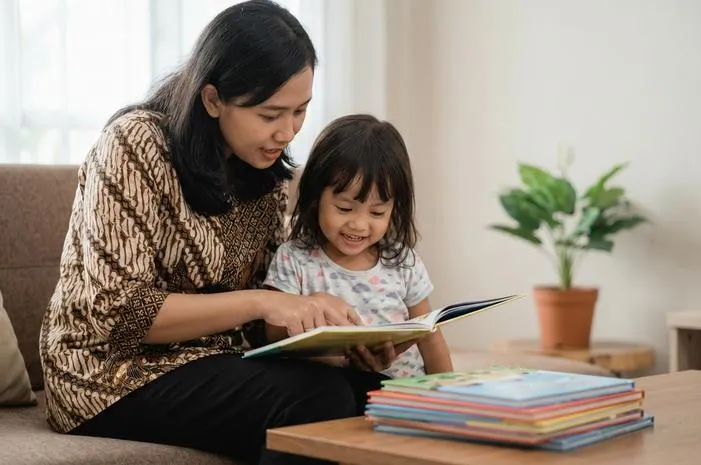Asyiknya Mendongeng: Stimulasi Imajinasi Anak Terbaik