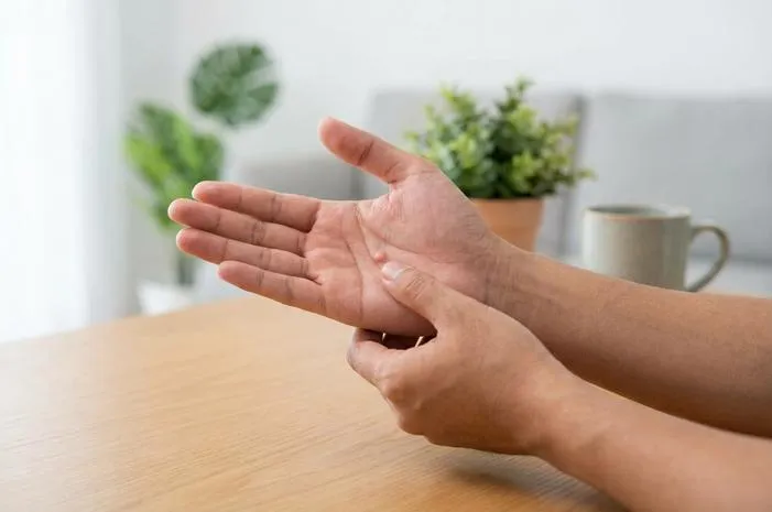 Benjolan di Telapak Tangan: Kebanyakan Aman, Ini Penjelasannya