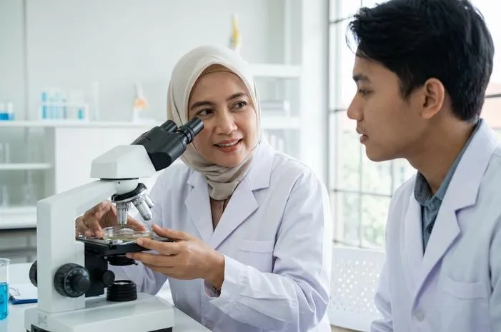 Mikroba: Si Kecil yang Mengatur Dunia Kita