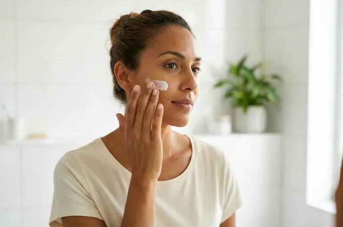 Apa Kegunaan Moisturizer? Kunci Kulit Sehat Lembap