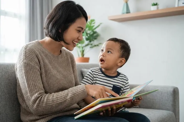 Usia Berapa Anak Bisa Bicara? Yuk, Pahami Tahapnya!