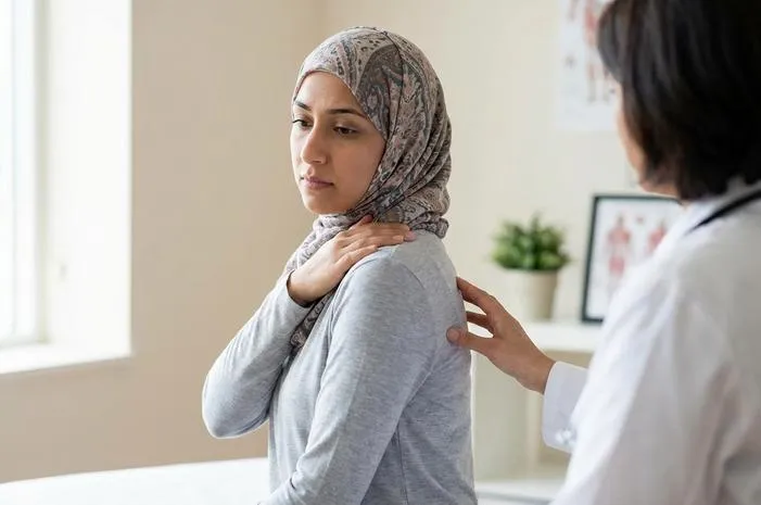 Benjolan di Punggung Belakang: Apa Kata Dokter?