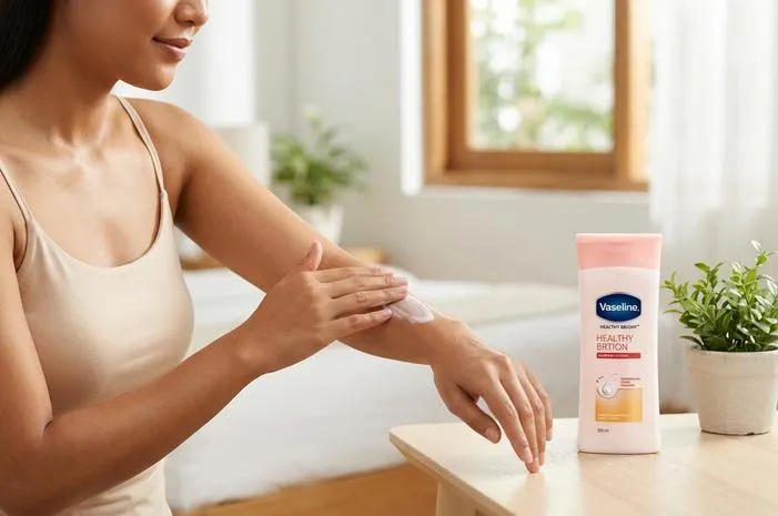 Handbody Vaseline Gluta-Hya: Cepat Putihkan Kulit