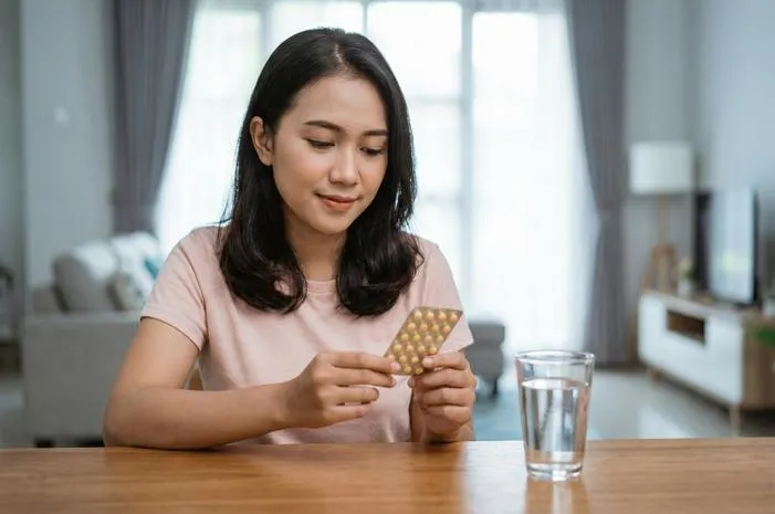 Fakta Obat Warna Kuning: Jenis, Fungsi dan Aturannya