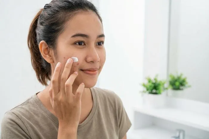 Yuk Jadi Acne Fighter! Skincare Ampuh untuk Wajah Bersih