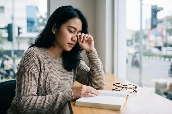 Jangan Salah! Ini Beda Mata Minus dan Silinder