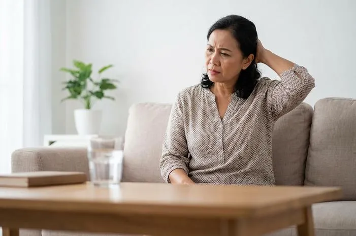 Kenali Letak Sakit Kepala Darah Tinggi dan Gejala Khasnya