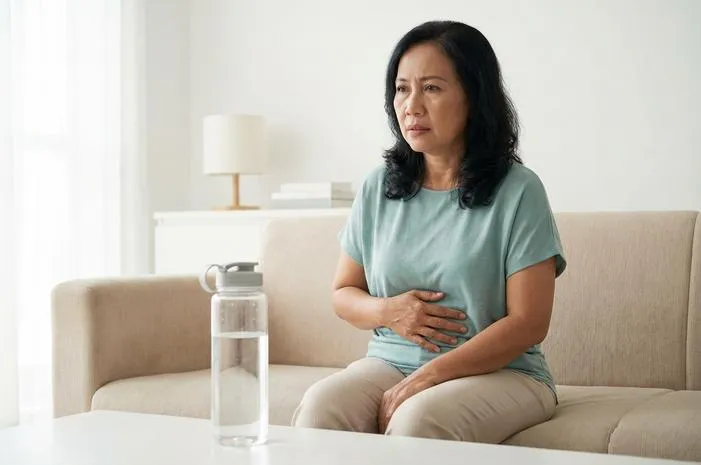 Gejala dan Bahaya Terlalu Banyak Minum Air Putih bagi Tubuh