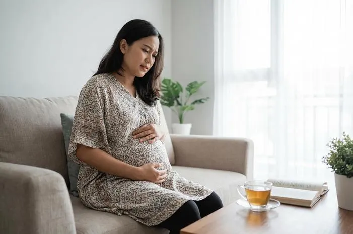 Perut Bawah Sakit Saat Hamil? Wajar Kok, Ini Sebabnya