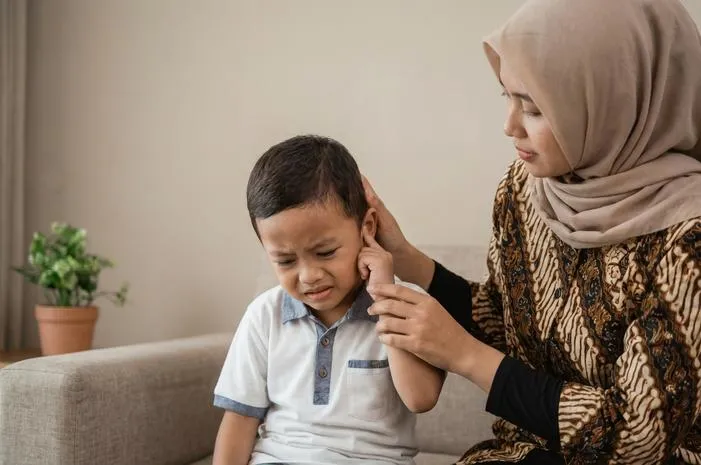 Telinga Sakit pada Anak? Ini Cara Mudah Atasi di Rumah
