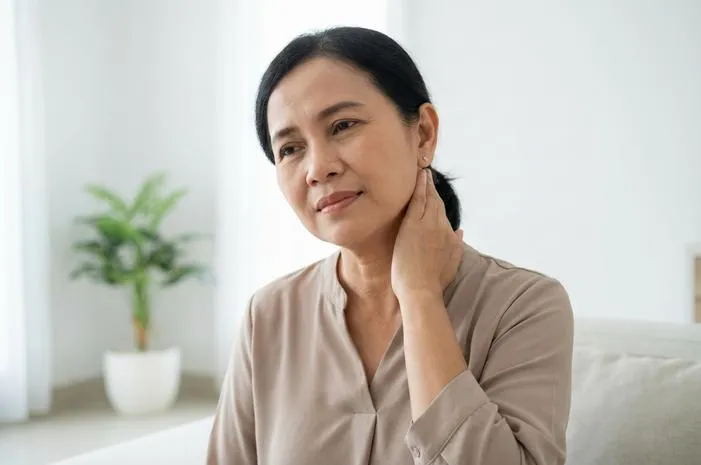 Atasi Sakit Leher Sebelah Kiri Dibawah Telinga Dengan Tepat