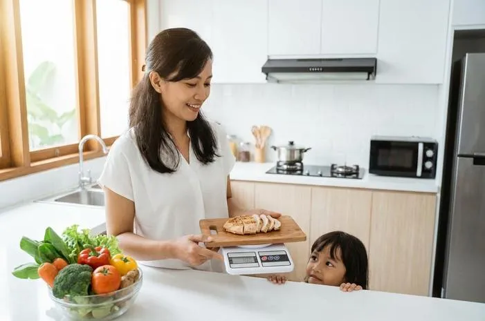 100 Gr Dada Ayam Berapa Protein? Cek Kandungan Lengkapnya