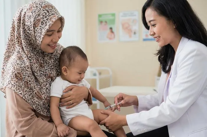 DPT 1: Lindungi Bayi Sejak Usia 2 Bulan