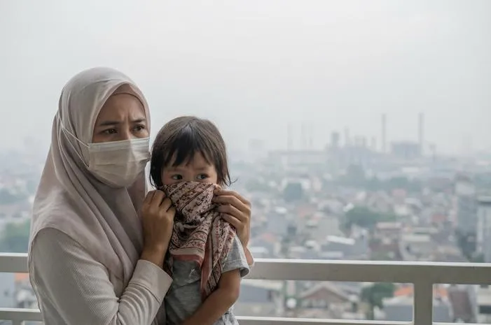 Asap Pabrik Bikin Resah? Ini Cara Menguranginya