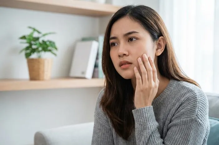 Benjolan di Pipi Tapi Tidak Sakit? Ini Penyebabnya