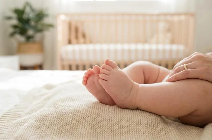 Pahami Gambar Kaki Bayi Normal: Bentuknya Akan Lurus Nanti