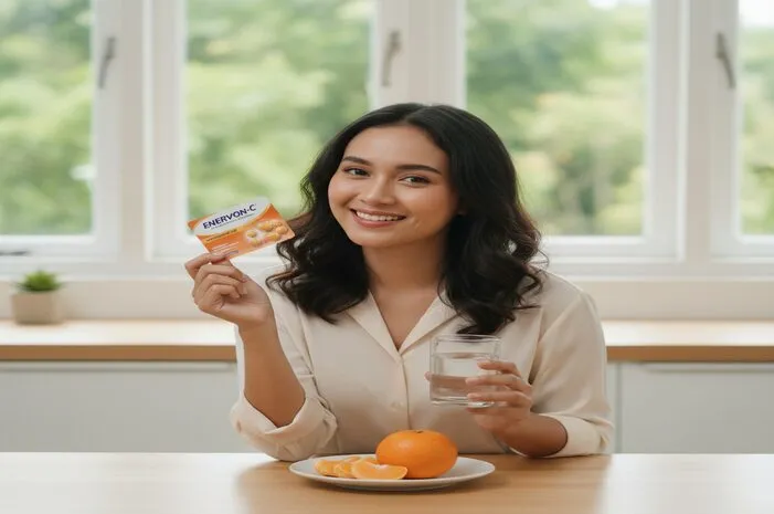 Khasiat Enervon C: Imun Kuat, Penuh Energi Sepanjang Hari!