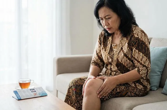 Kenali Penyebab Lutut Bengkak dan Cara Mengatasinya