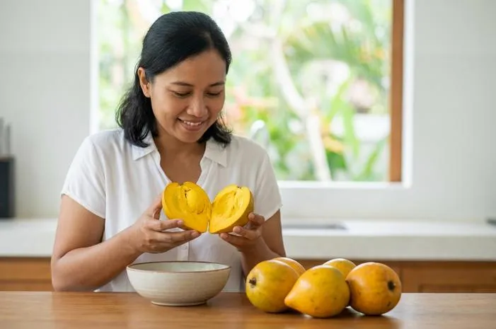 Tjampolay: Bukan Cuma Sirup, Ini Buah Aslinya!