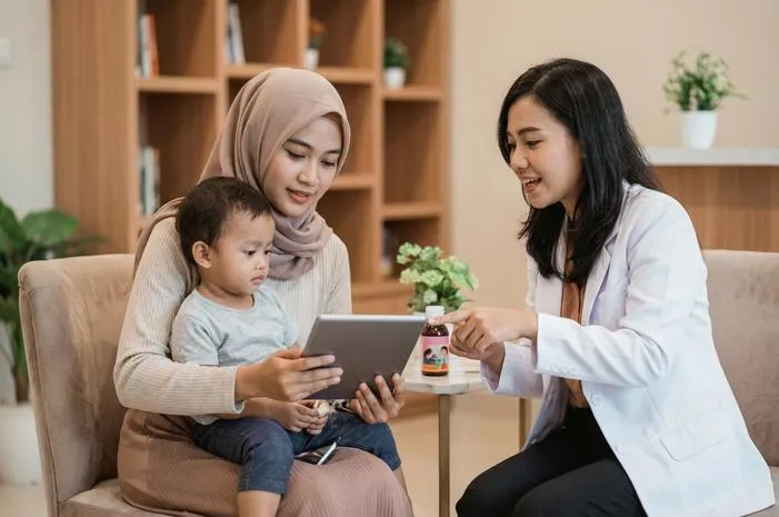 Bunda, Ibuprofen Anak Aman Mulai Usia 6 Bulan? Cek Dosis!