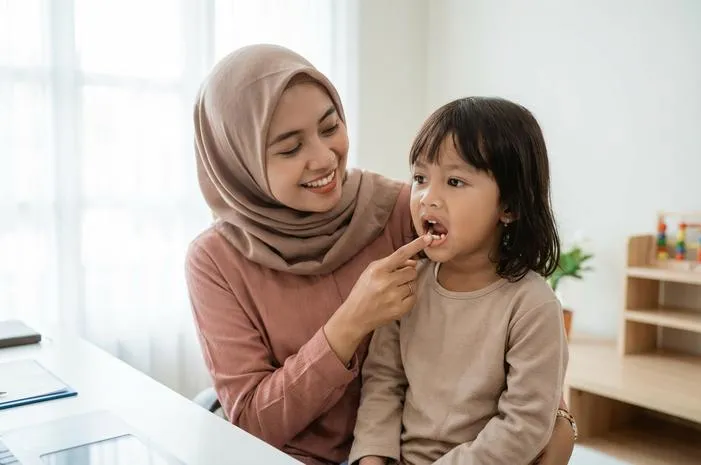 Daftar Contoh Gigi Susu Lengkap Serta Ciri Dan Fungsinya