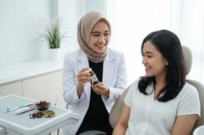 Eugenia Dental: Sakit Gigi Berlubang? Langsung Plong!