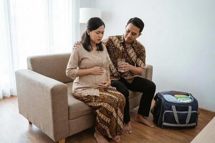 Makin Dekat! Kenali Tanda-tanda Mau Lahiran Asli