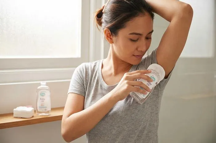Manfaat Baby Oil untuk Ketiak: Ketiak Mulus Cerah Bebas Bau