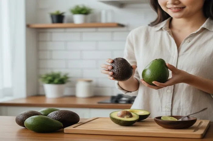 Anti Gagal! Cara Memilih Buah Alpukat yang Bagus