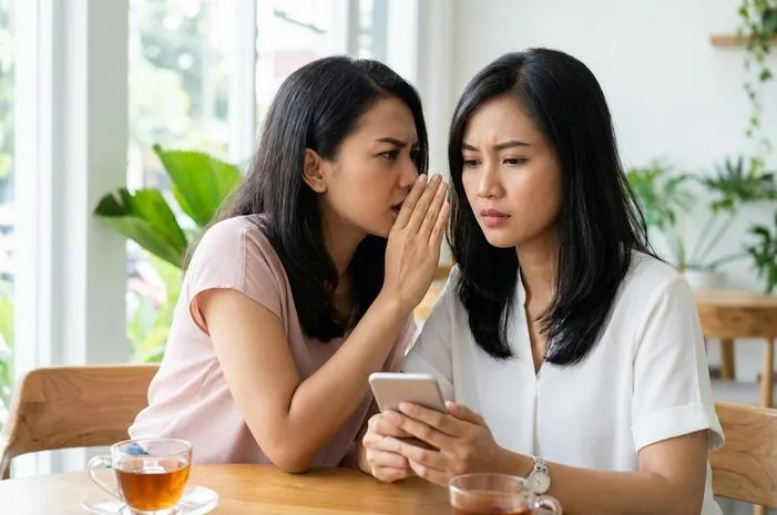 Nyinyir Artinya Kenali Makna KBBI Hingga Bahasa Gaul