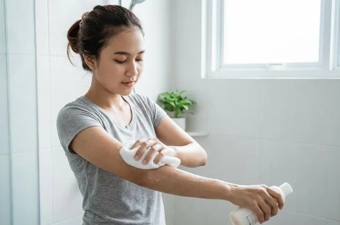 Tips Mudah Hilangkan Daki Kulit Agar Bersih dan Cerah