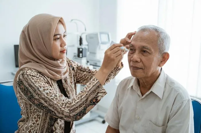 Erlamycetin Salep Mata: Gimana Cara Pakai Tepat?